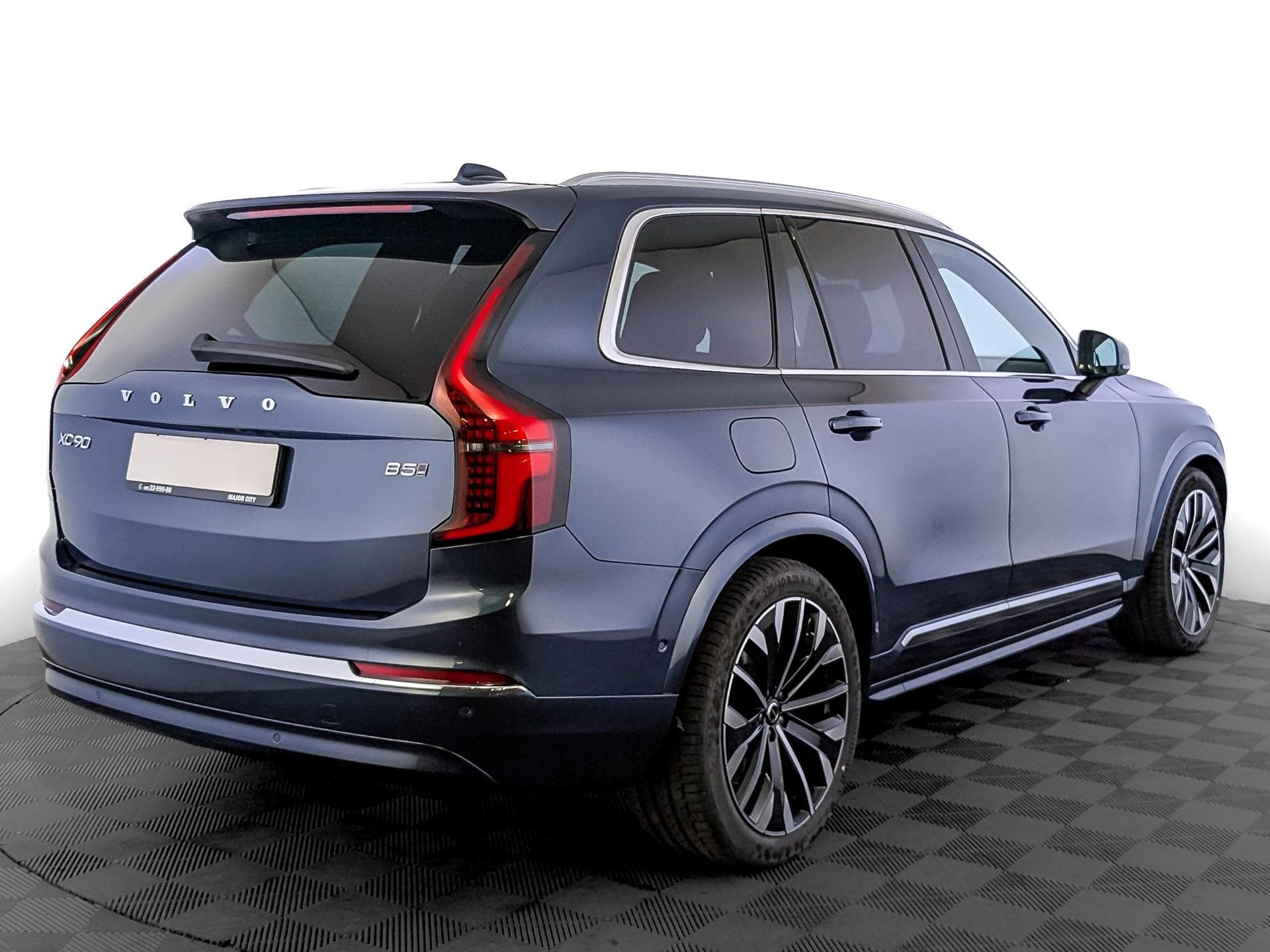 Volvo XC90 B5 Ultra 7 мест 250hp 8AT AWD в лизинг - 3