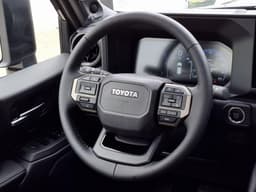 Toyota Land Cruiser Prado Premium VX-L 2.8d АКП в лизинг - 33