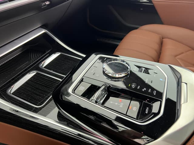 BMW 7 серия 740i xDrive в лизинг - 17