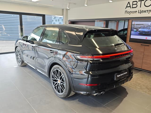 Porsche Cayenne - 4