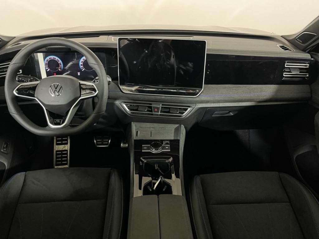 Volkswagen Tiguan L Pro R-Line Premium Edition 380TSI 7AT 4WD в лизинг - 12