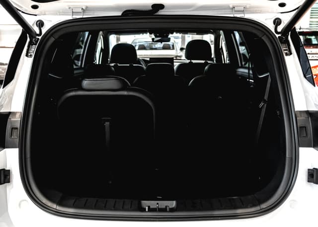 Geely Okavango Flagship 2.0T 7DCT 2WD в лизинг - 9