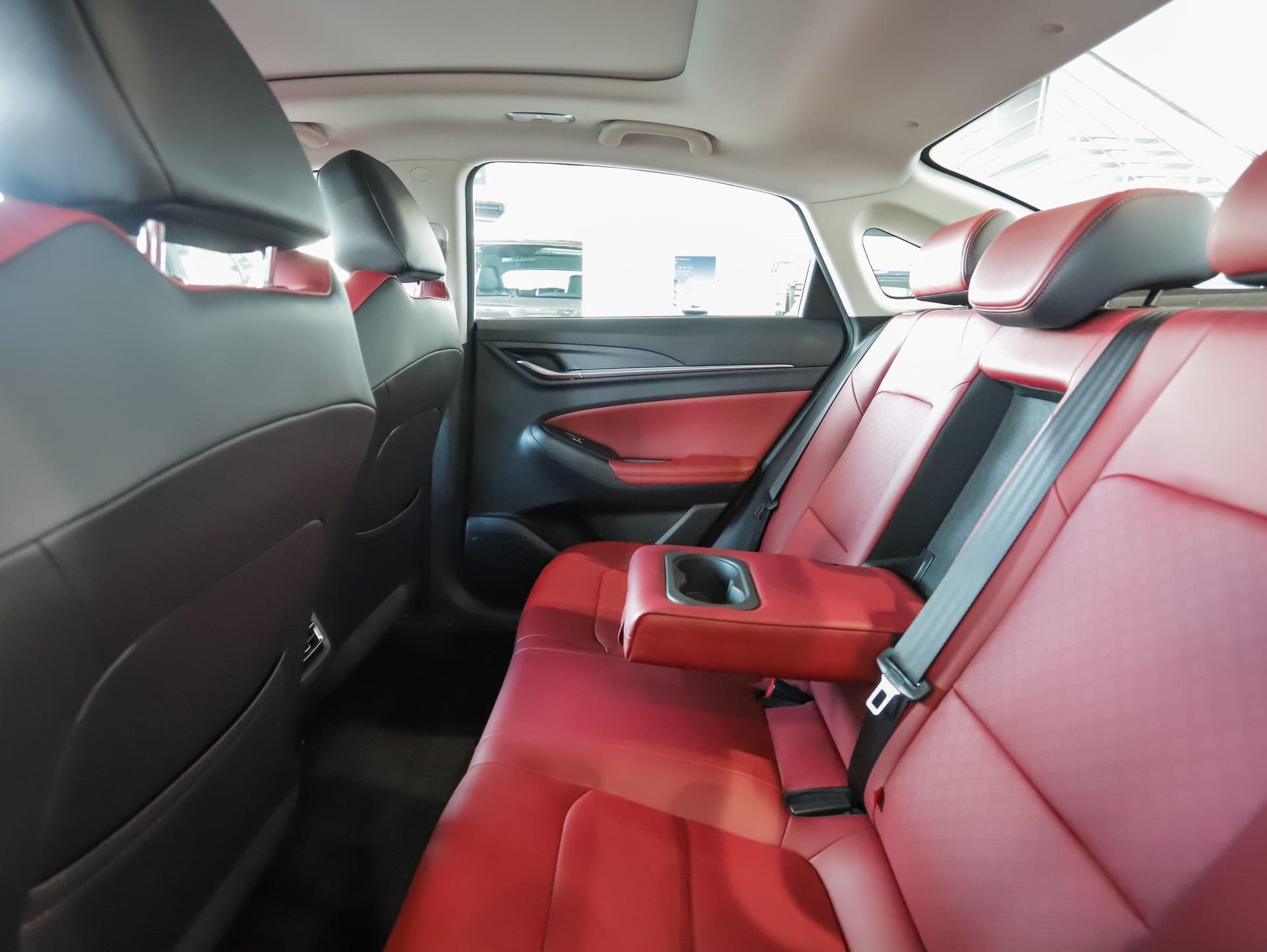 Changan Eado Plus DLX 1.4T 7DCT в лизинг - 15