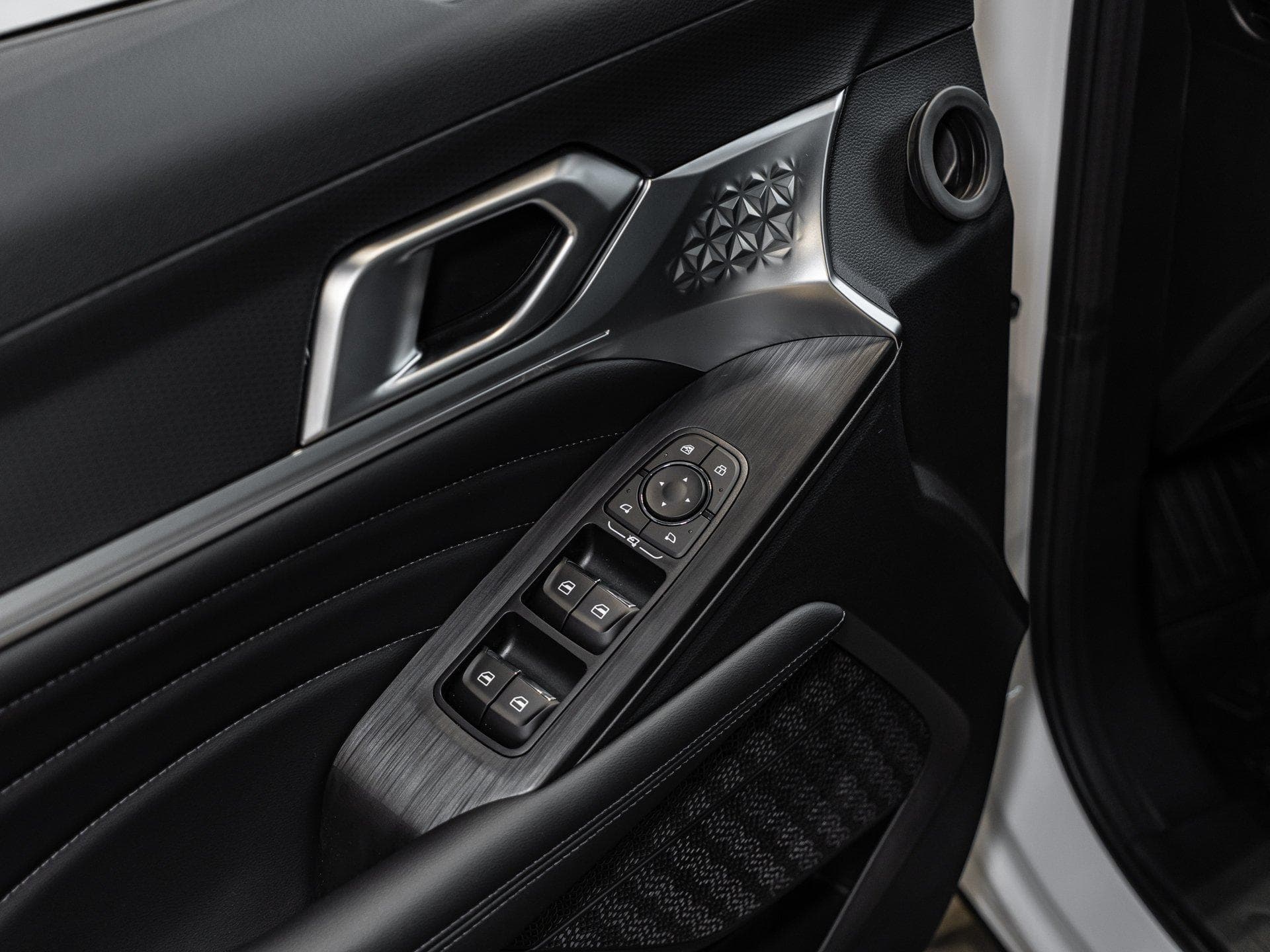 Haval F7x Tech Plus 2.0T 7DCT 4WD в лизинг - 9