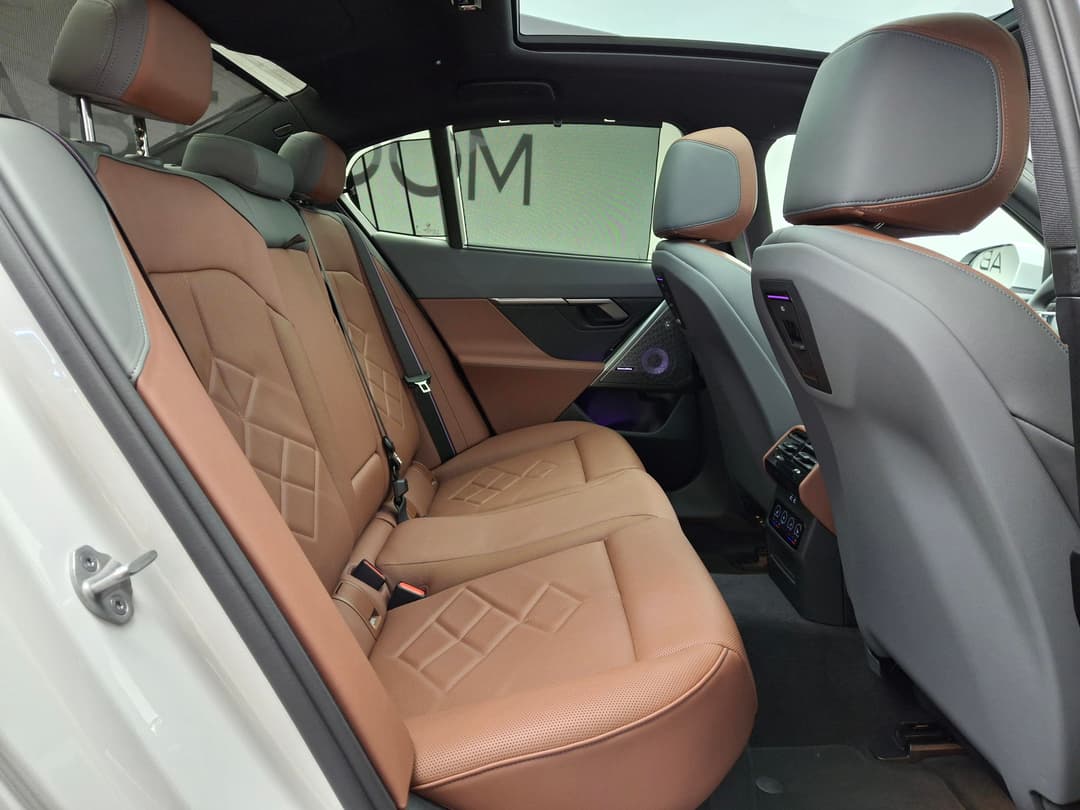 BMW 5 серия 530i xDrive в лизинг - 8