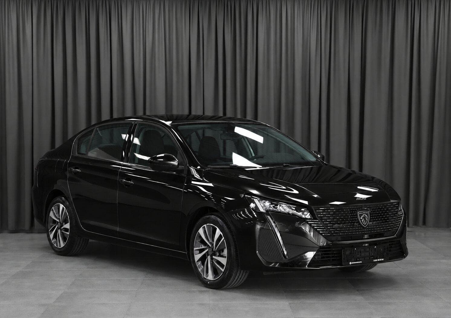 Peugeot 408 - 5