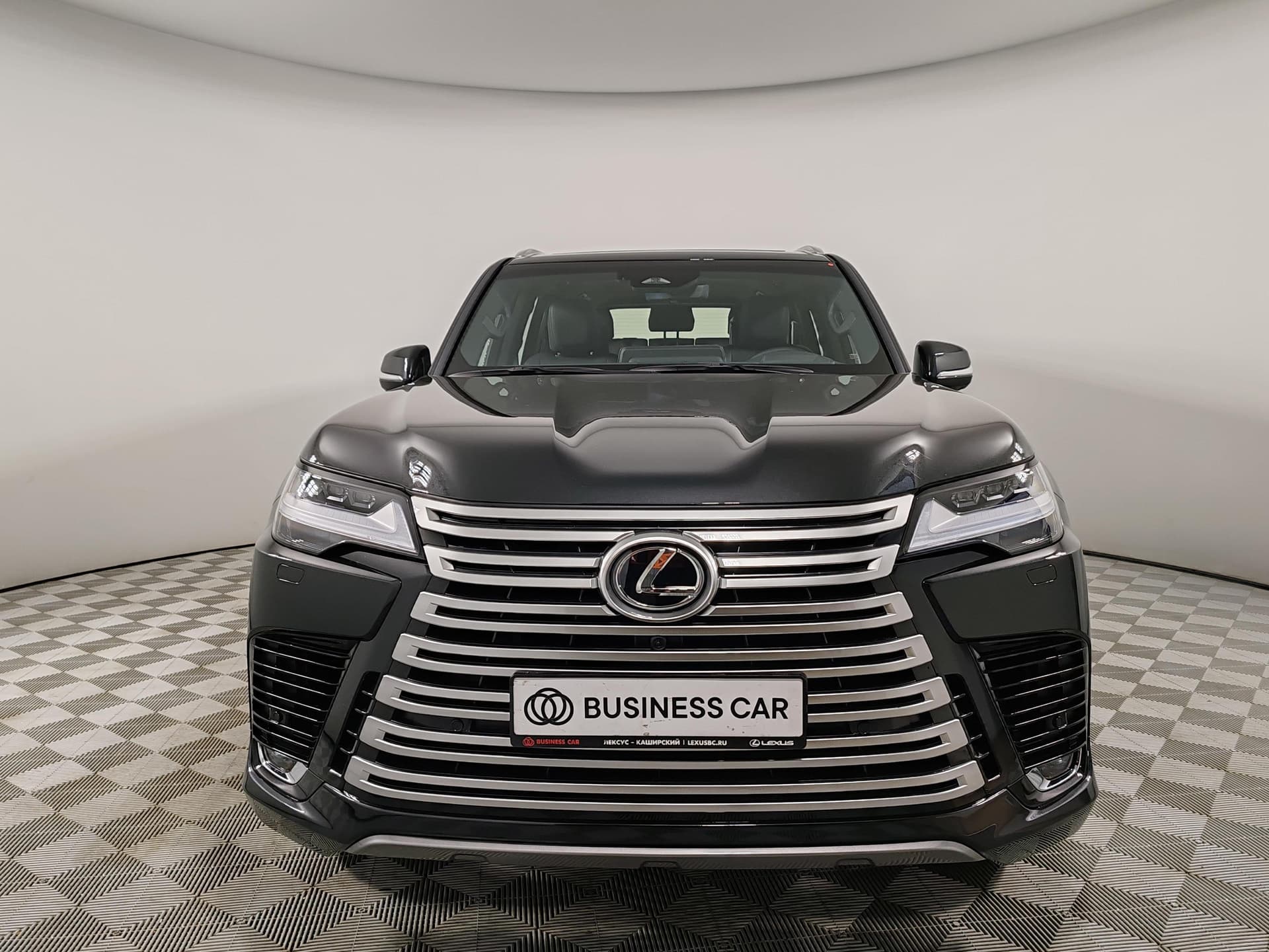 Lexus LX 600 Urban PTL в лизинг - 3