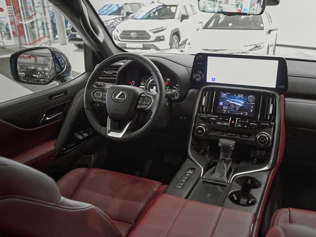 Lexus LX 500d Urban DSL в лизинг - 19
