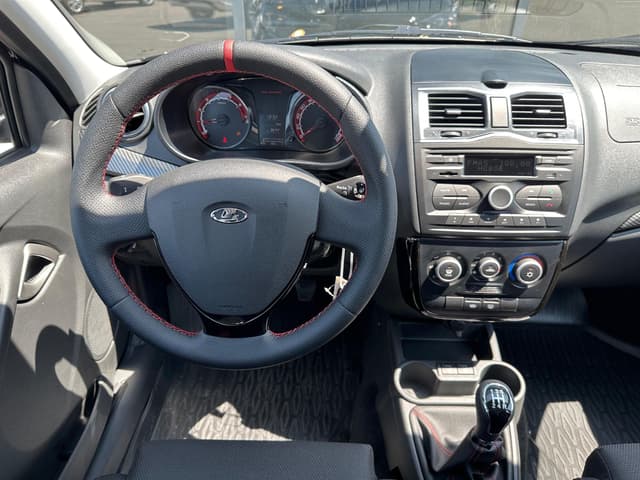 Lada Granta Sportline лифтбек Comfort 1.6 106hp 5MT в лизинг - 11