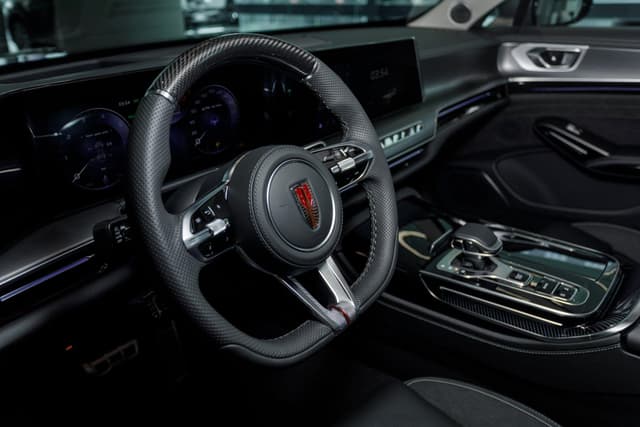 Hongqi H9 2.0Т Deluxe в лизинг - 11