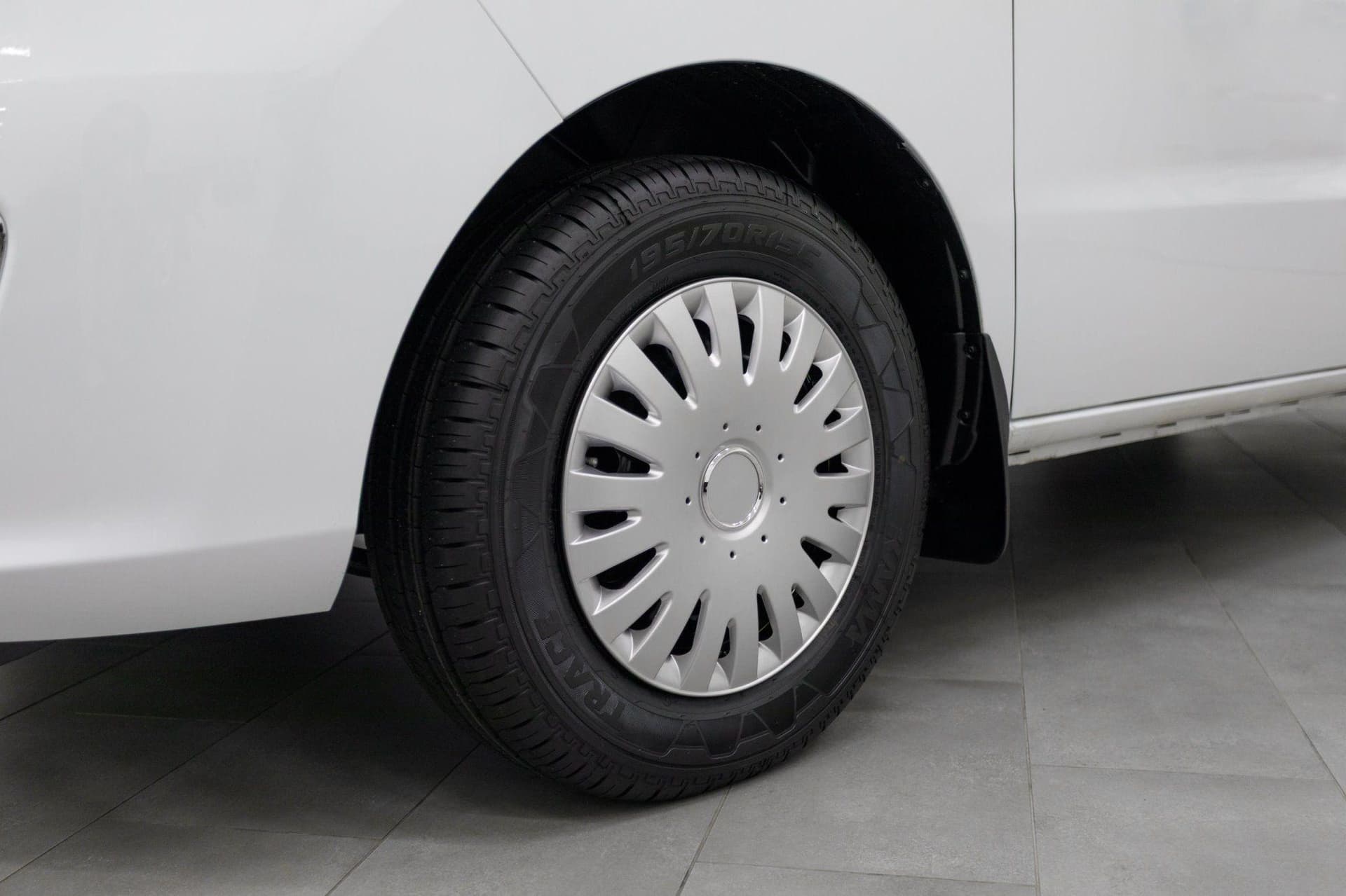 Sollers SF1 BUS 2.5T 1.5G 136PS MT5 RWD SRW в лизинг - 19