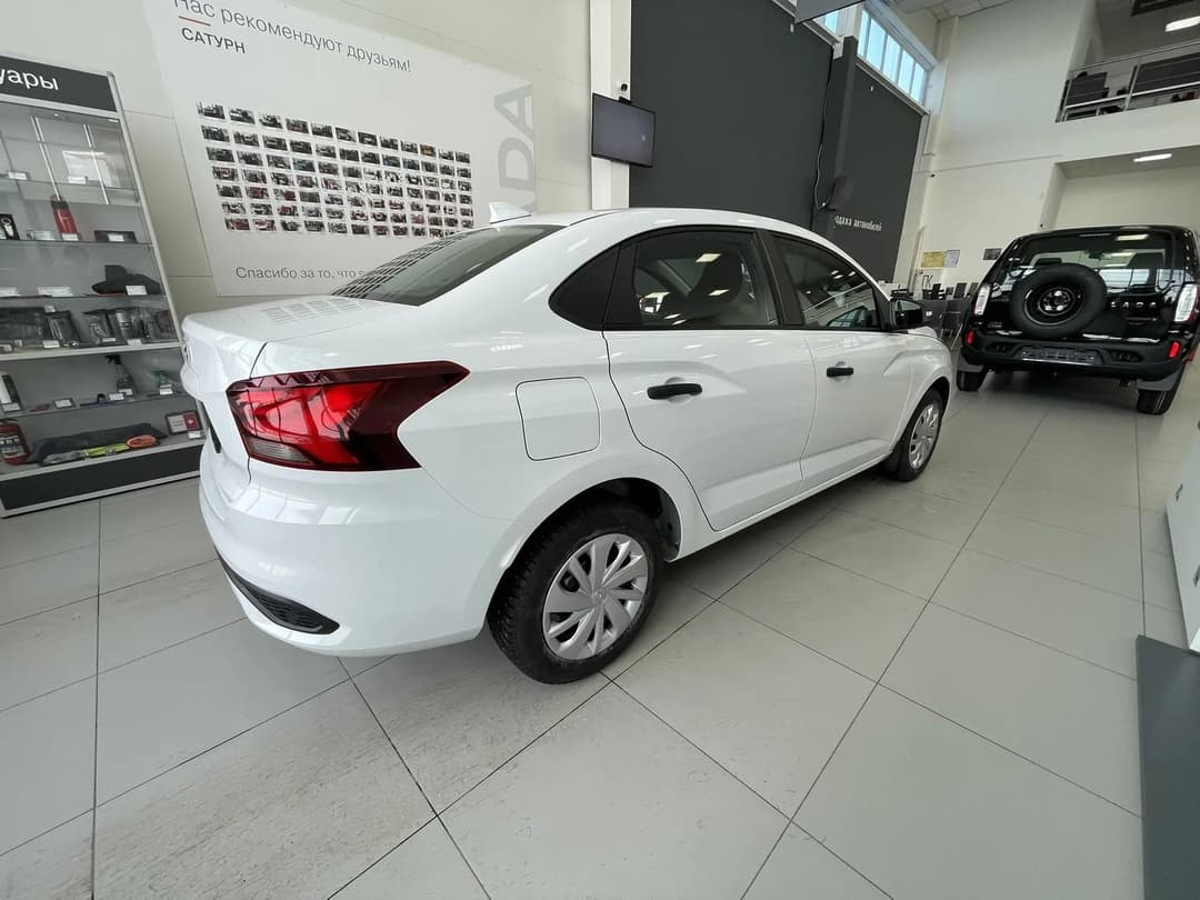 Lada Iskra седан Life 1.6 90hp 5MT в лизинг - 3