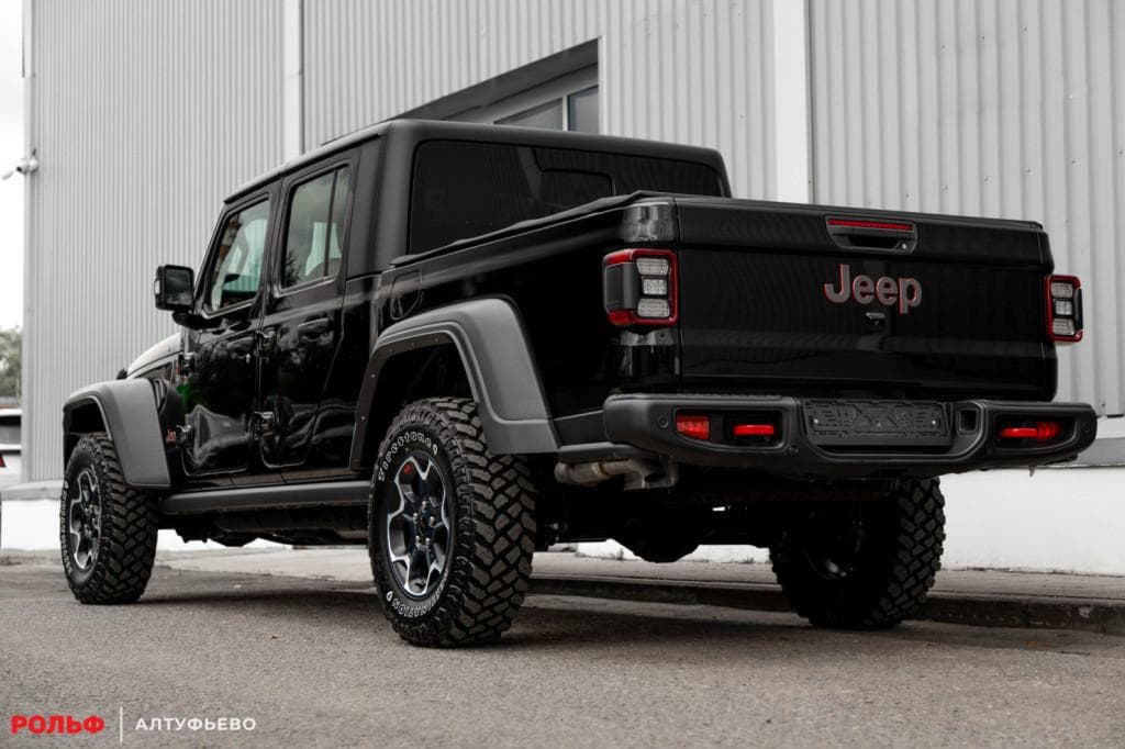 Jeep Wrangler Gladiator - 4