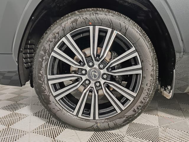 Lexus LX 600 Urban PTL в лизинг - 19