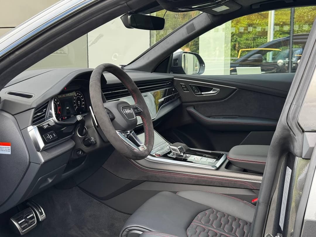 Audi RS Q8 quattro в лизинг - 8