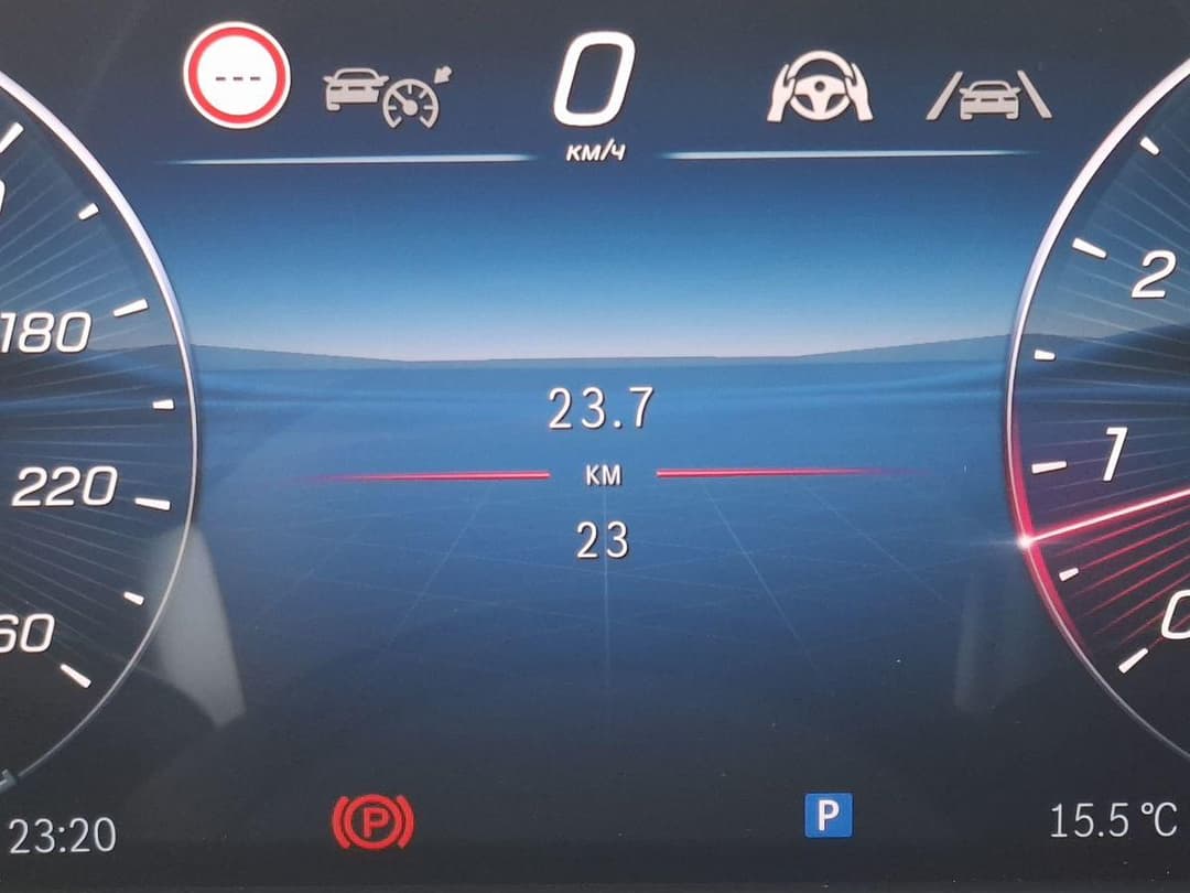 Mercedes-Benz E седан 300 полный привод АМГ Лайн (AMG Line) в лизинг - 16