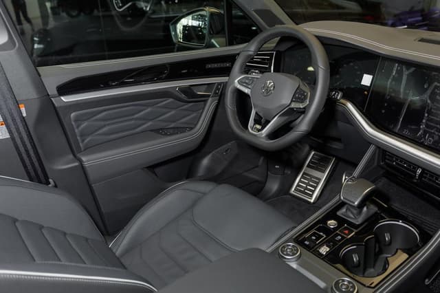 Volkswagen Touareg R-Line V6 3.0 TDI 286hp 8AT в лизинг - 23