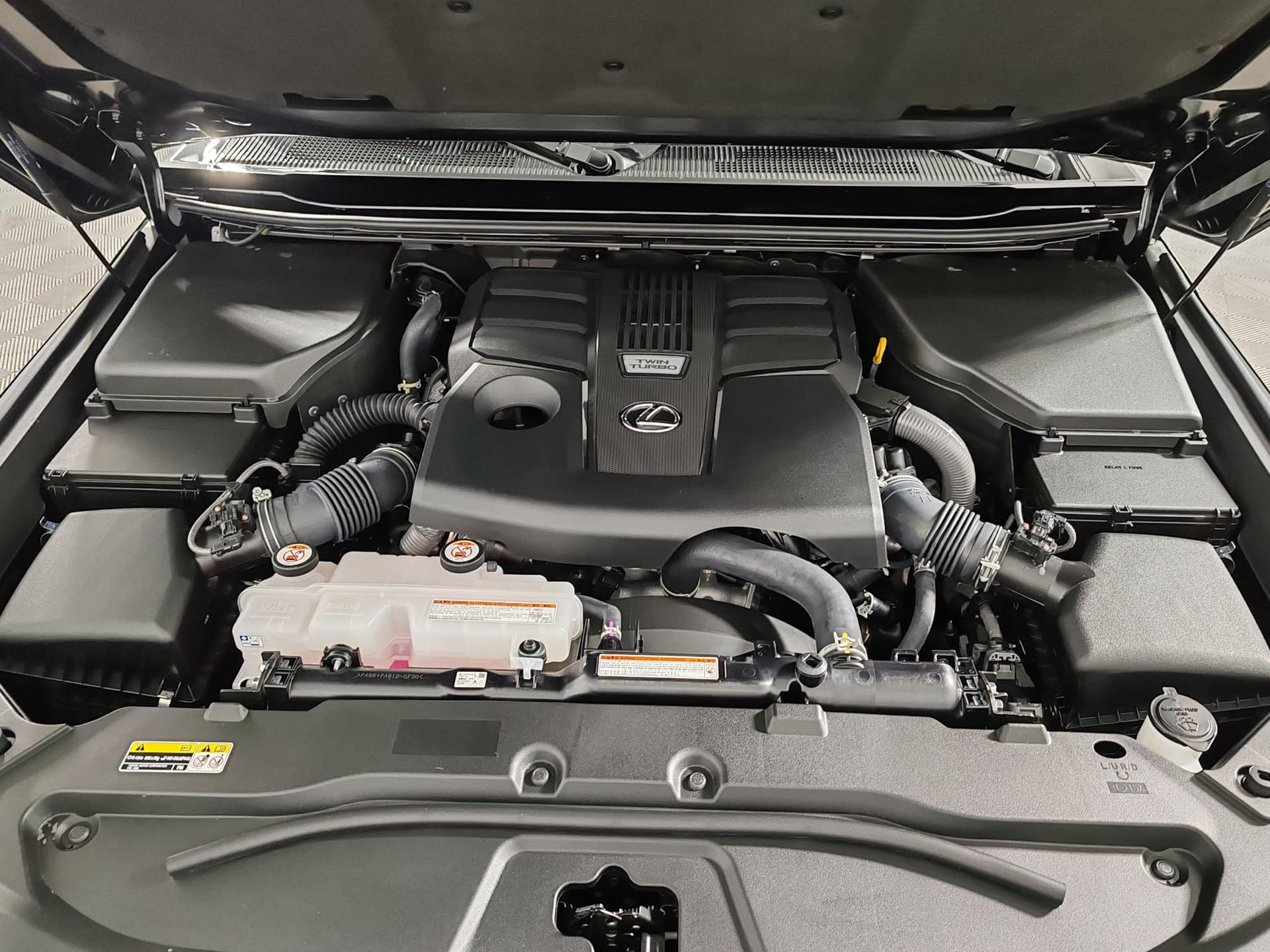 Lexus GX 550 Comfort в лизинг - 10