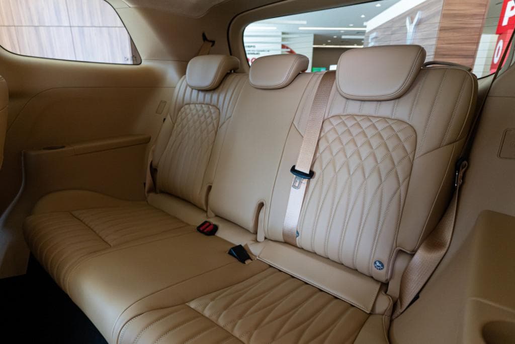 Voyah Dream PHEV Long Range (последовательный гибрид) в лизинг - 33