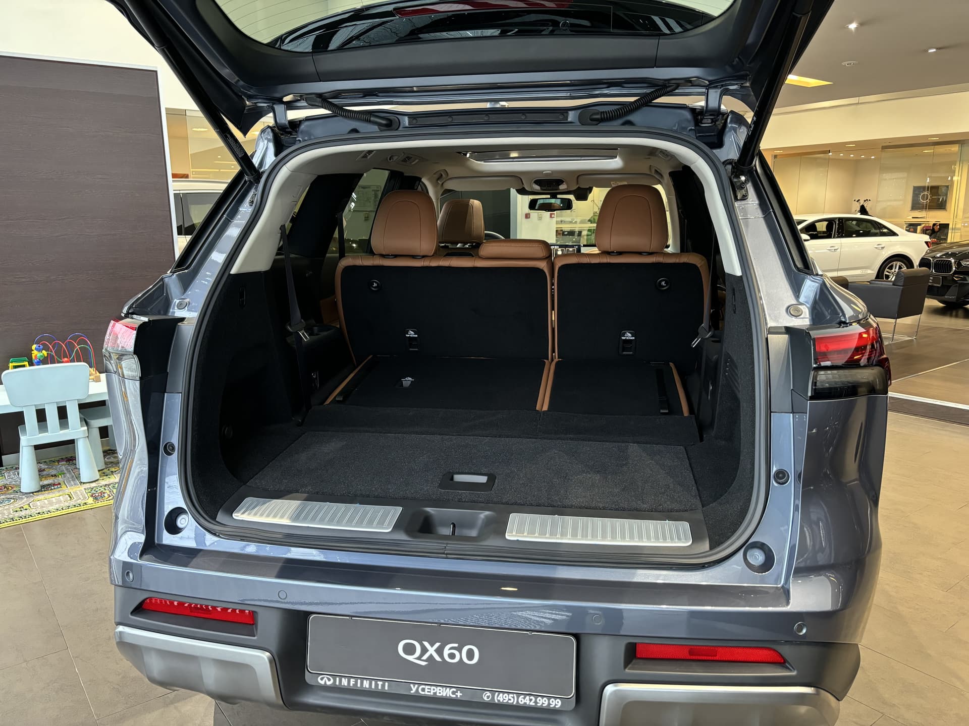 INFINITI QX60 Premium Edition 4WD в лизинг - 7