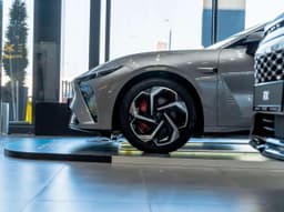 Exlantix ES 1.5 Hyb AT AWD в лизинг - 6