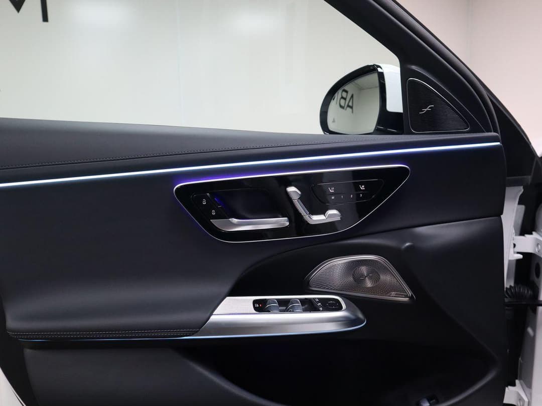 Mercedes-Benz E седан 300 4MATIC AMG Line в лизинг - 11