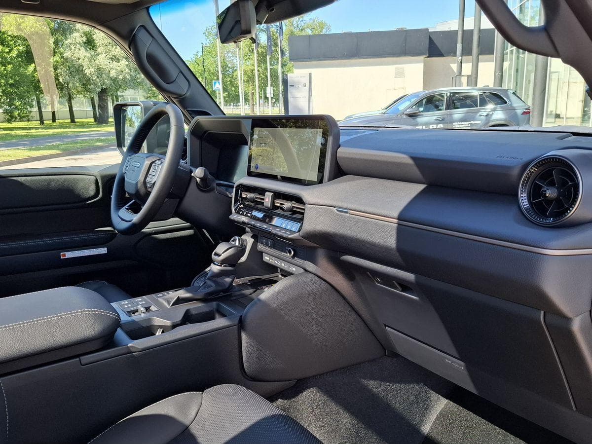 Toyota Land Cruiser Prado Premium VX-L 2.8d АКП в лизинг - 13