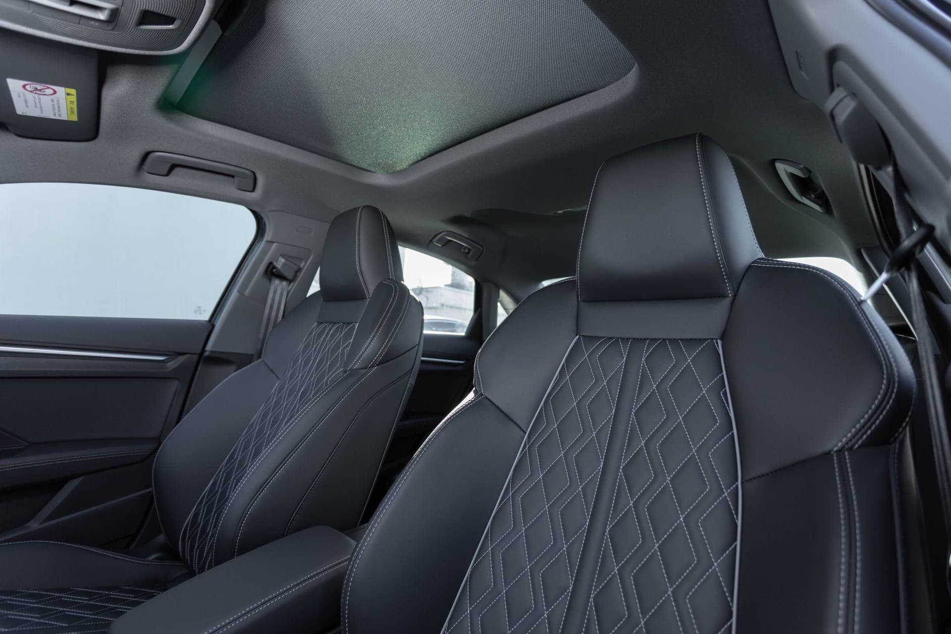 Audi A3 Sedan L Flying Spur Premium Edition 35 TFSI tiptronic в лизинг - 12