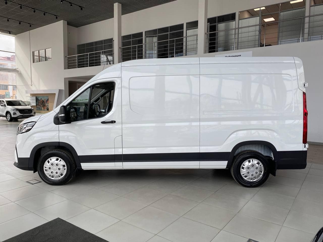 Avior V90 Фургон L3H2 3.5T 2.0TD 6MT FWD в лизинг - 7