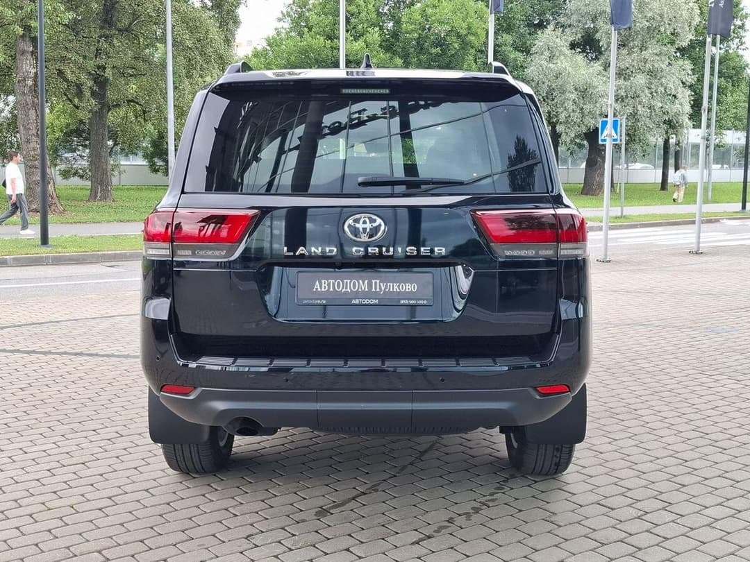 Toyota Land Cruiser 300 Люкс 7 мест 3.5 АТ в лизинг - 9