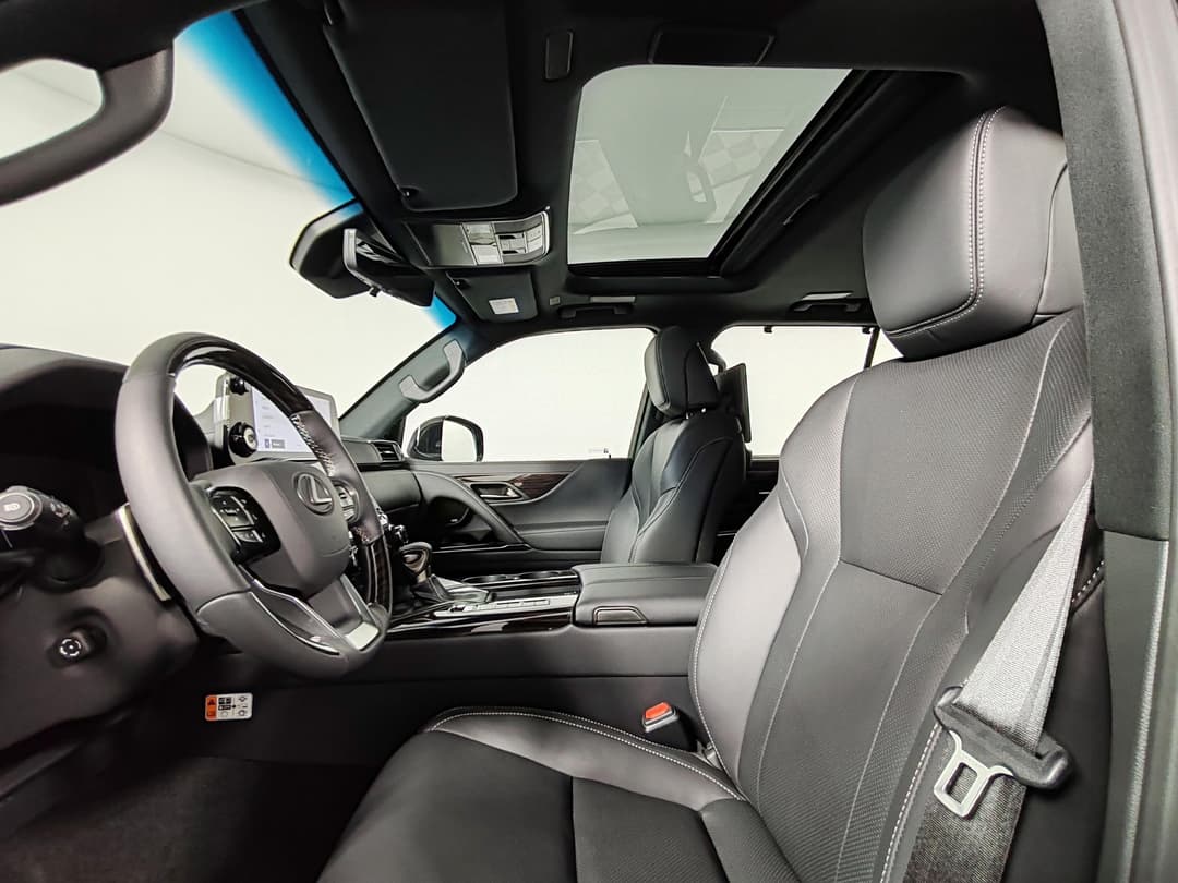 Lexus LX 600 Urban PTL в лизинг - 24