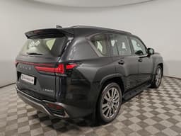 Lexus LX 600 VIP Black в лизинг - 6