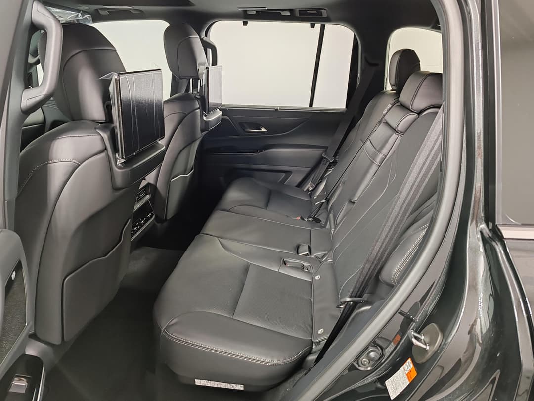 Lexus LX 500d Urban DSL в лизинг - 11