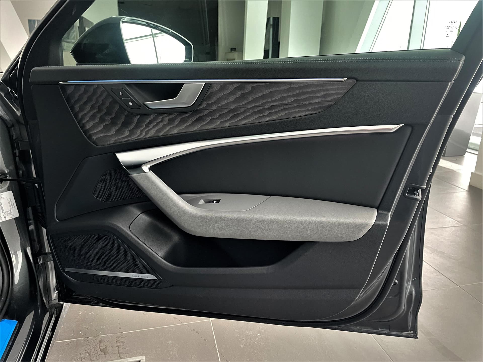 Audi A6 Design 45 TFSI quattro S tronic в лизинг - 23