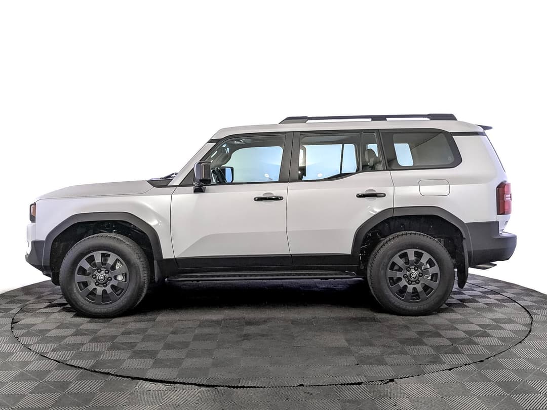 Toyota Land Cruiser Prado Mid VX 2.8d АКП в лизинг - 4
