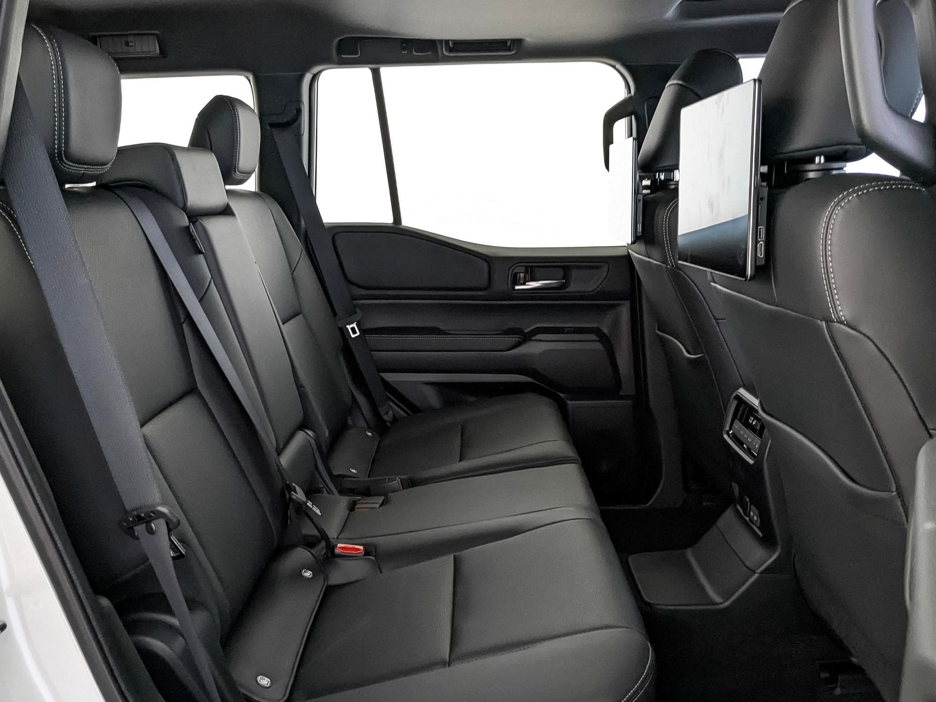 Toyota Land Cruiser Prado Mid VX 2.8d АКП в лизинг - 13