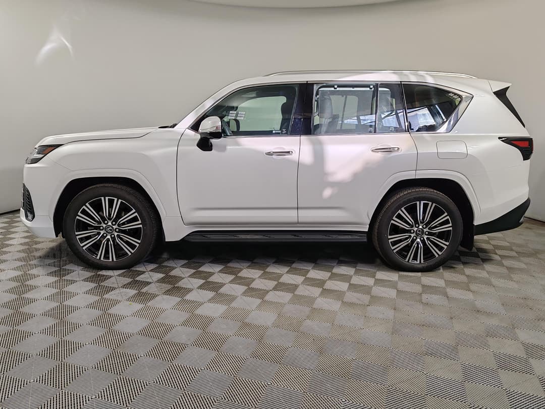 Lexus LX 500d Urban DSL в лизинг - 9