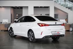 Changan Eado Plus DLX 1.4T 7DCT в лизинг - 35