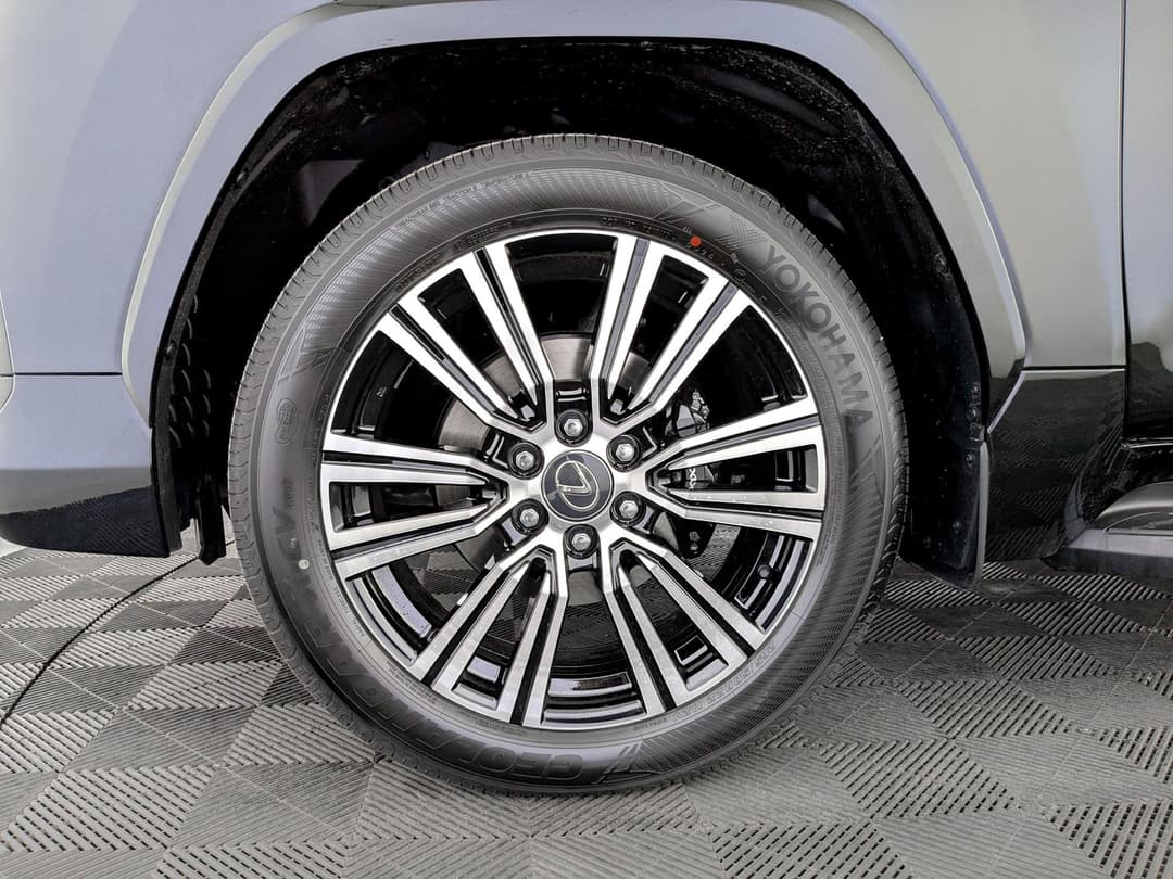Lexus LX 600 Urban PTL в лизинг - 8