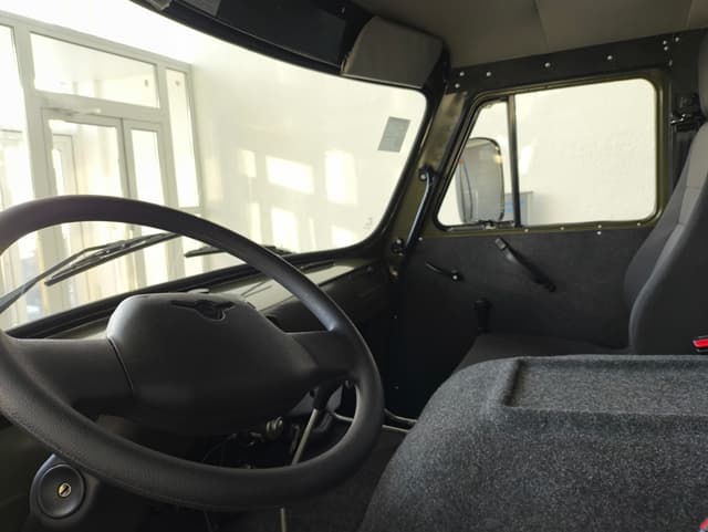 UAZ 3303 Бортовой Одинарная кабина без ABS 2.7 5MT в лизинг - 11