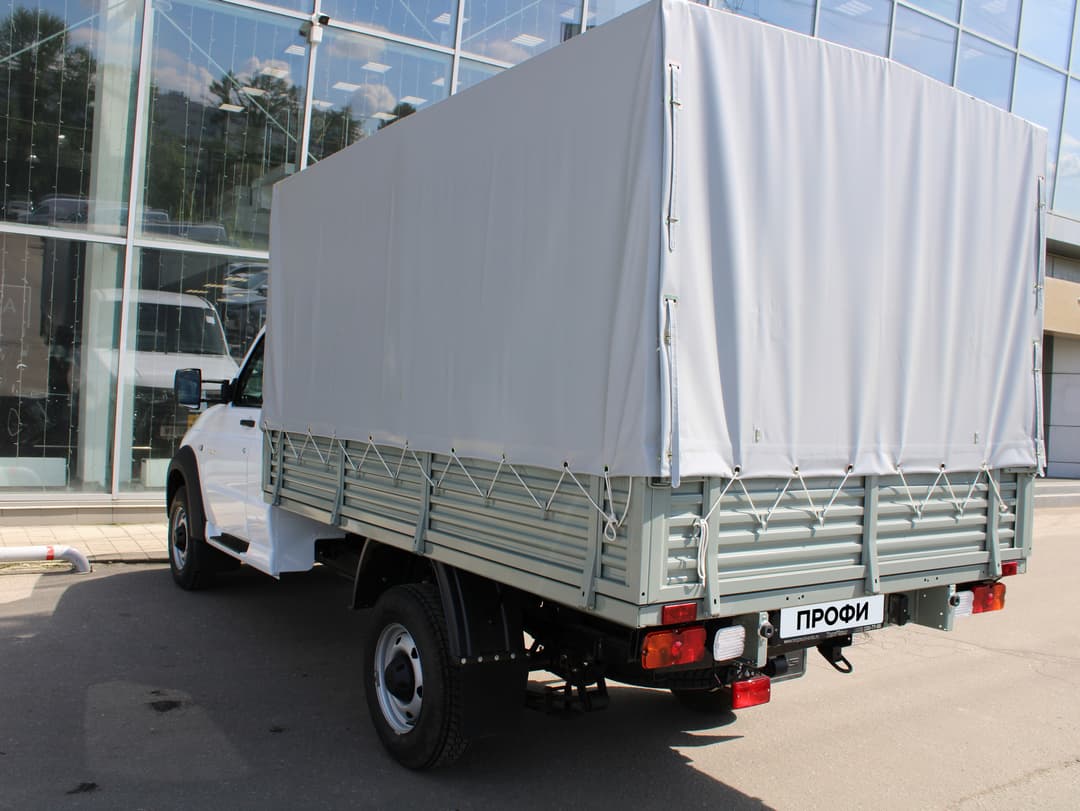 UAZ Profi Бортовой автомобиль с платформой 2060 Base 4х4 2.7 5MT в лизинг - 2