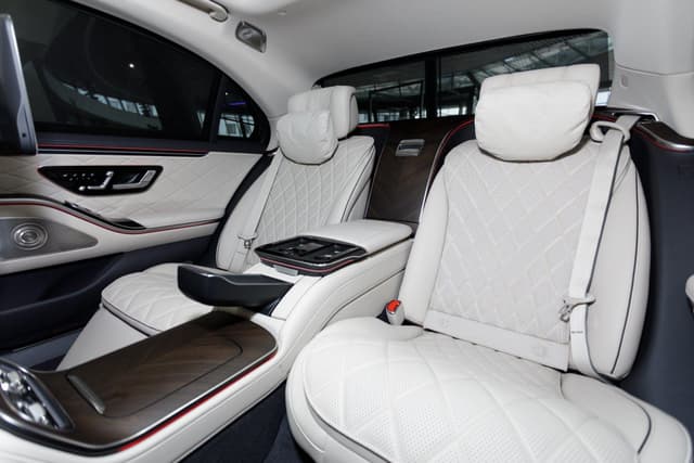 Mercedes-Benz S седан 580 полный привод в лизинг - 11