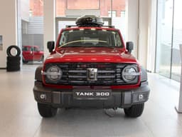 Tank 300 City Adventure 2.0 8AT 4WD в лизинг - 2
