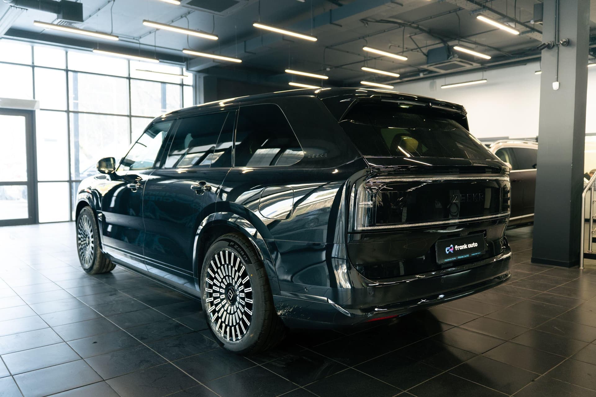 Zeekr 9X Max version 55kWh в лизинг - 28