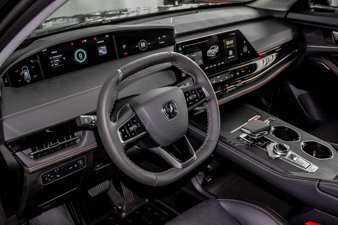 Changan Uni-K Tech 2.0 8AT AWD в лизинг - 13