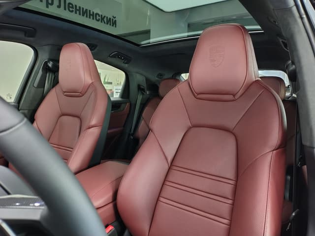 Porsche Cayenne GTS Coupe в лизинг - 11