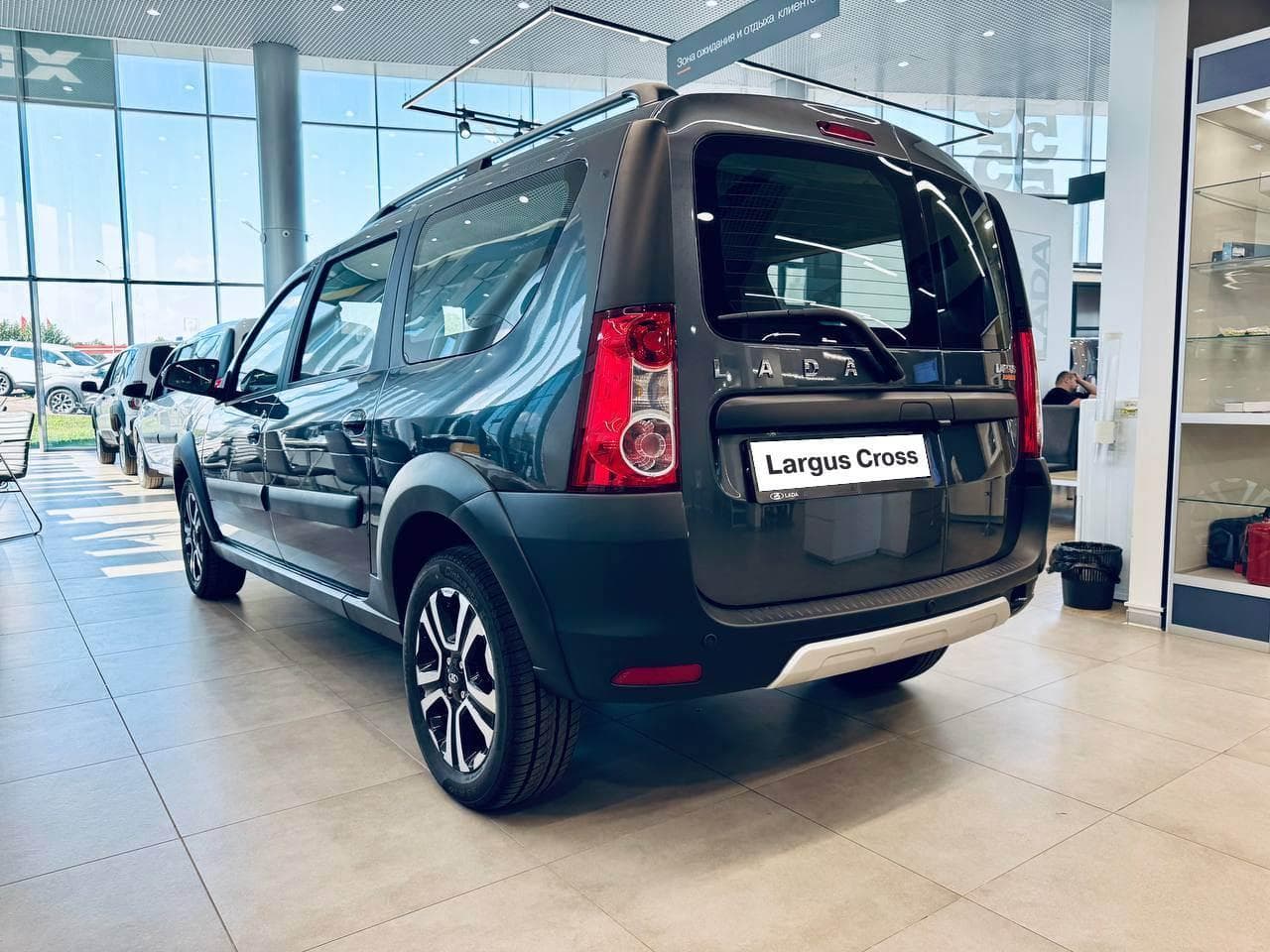 Lada Largus Cross Enjoy 5 мест 1.6 106hp 5MT в лизинг - 9