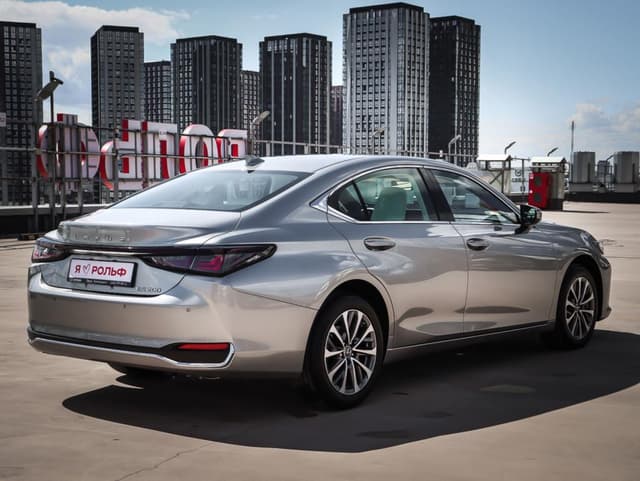 Lexus ES 200 Premium в лизинг - 6