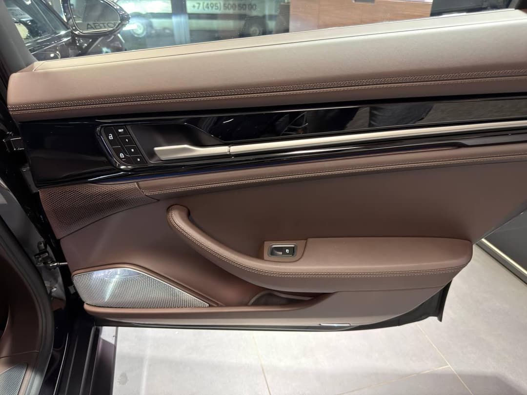 Porsche Panamera 4 E-Hybrid Executive в лизинг - 32