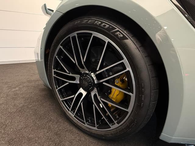 Porsche 911 Турбо Эс (Turbo S) в лизинг - 13